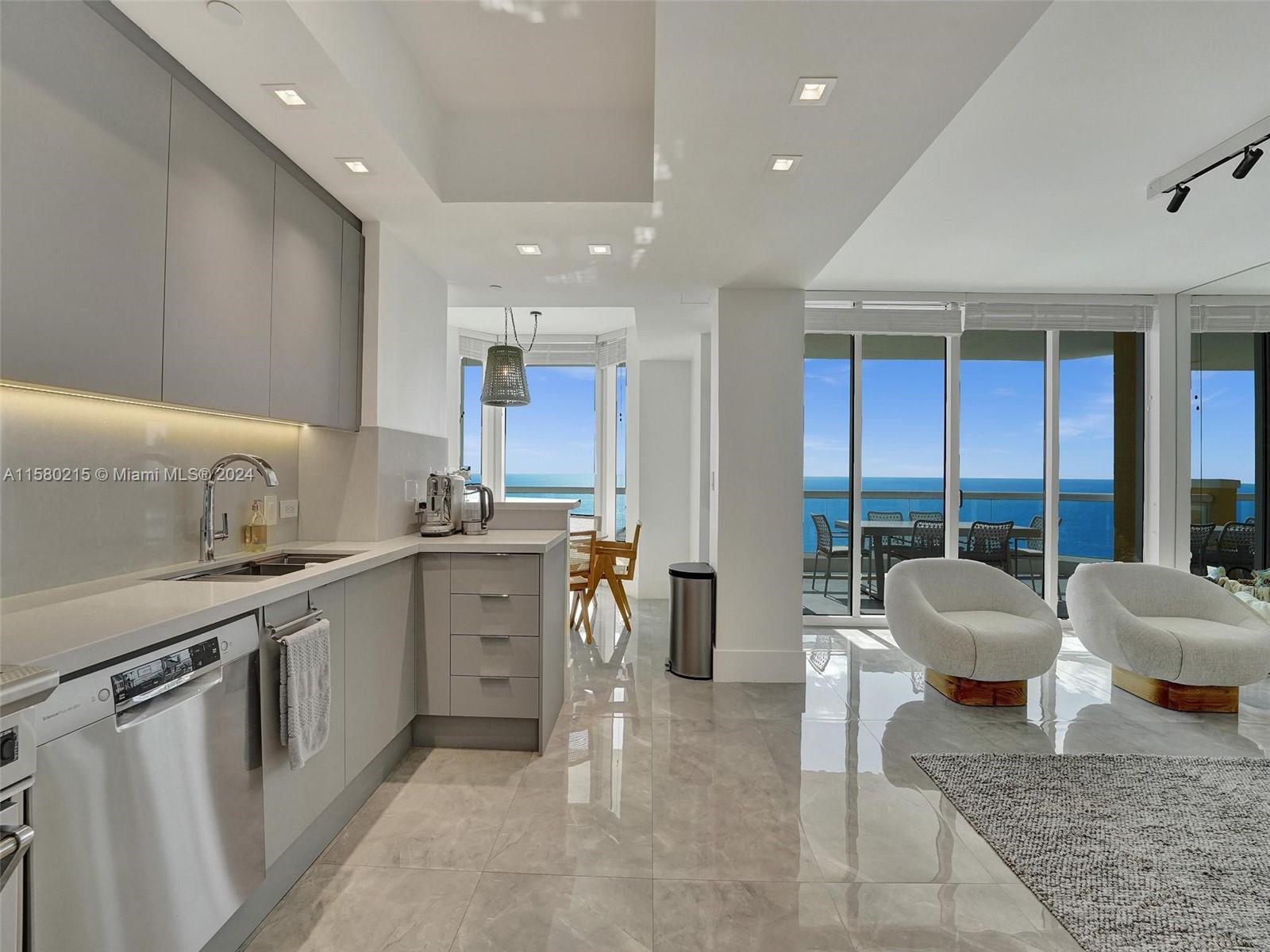 ACQUALINA OCEAN RESIDENCE - Residential