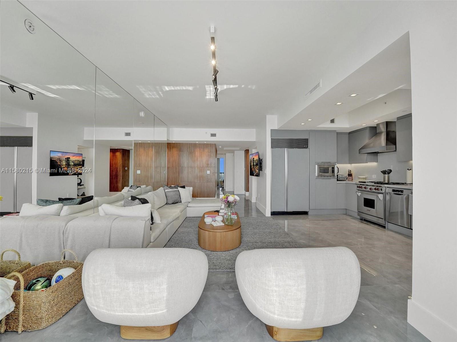 ACQUALINA OCEAN RESIDENCE - Residential