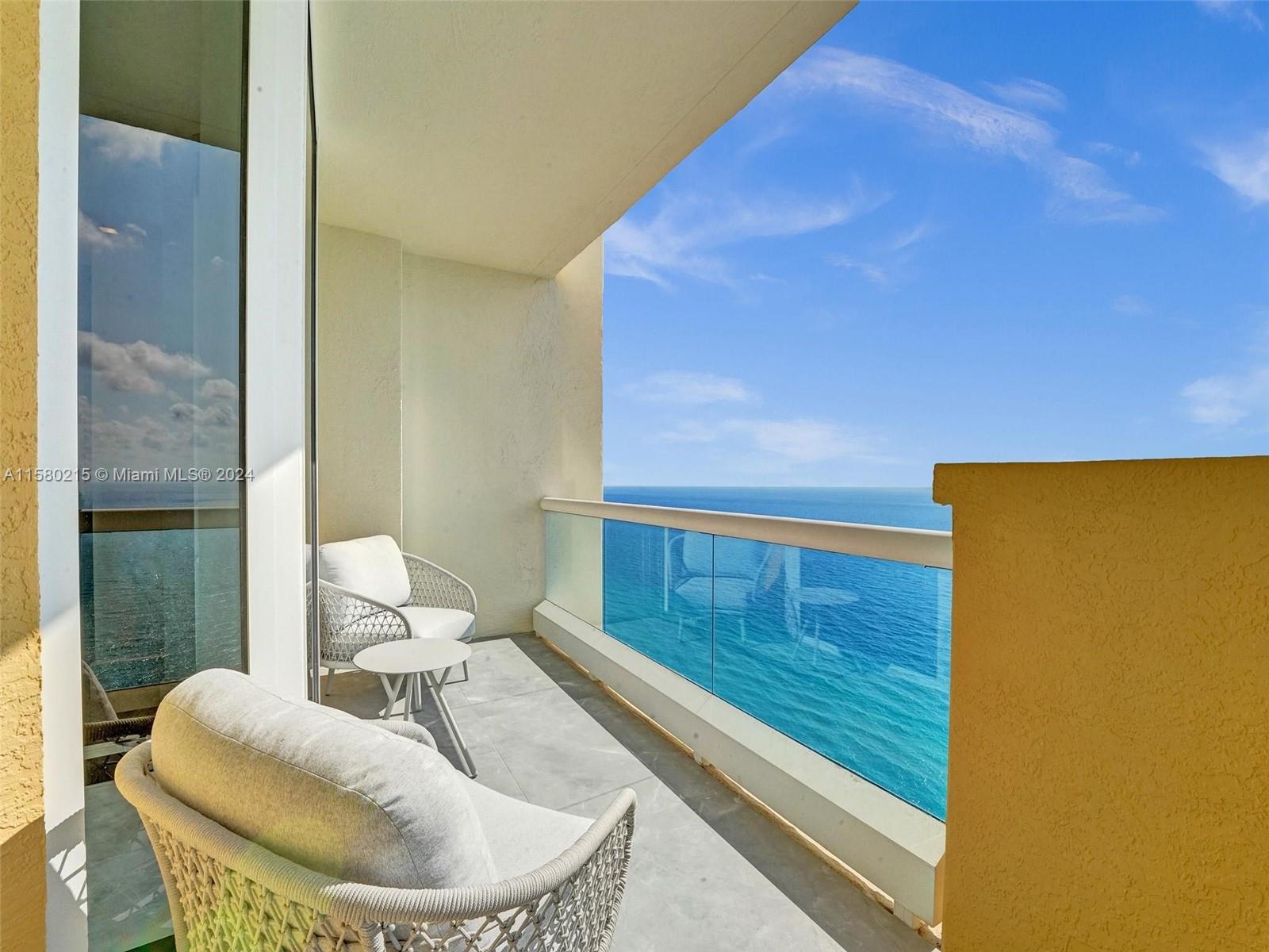 ACQUALINA OCEAN RESIDENCE - Residential