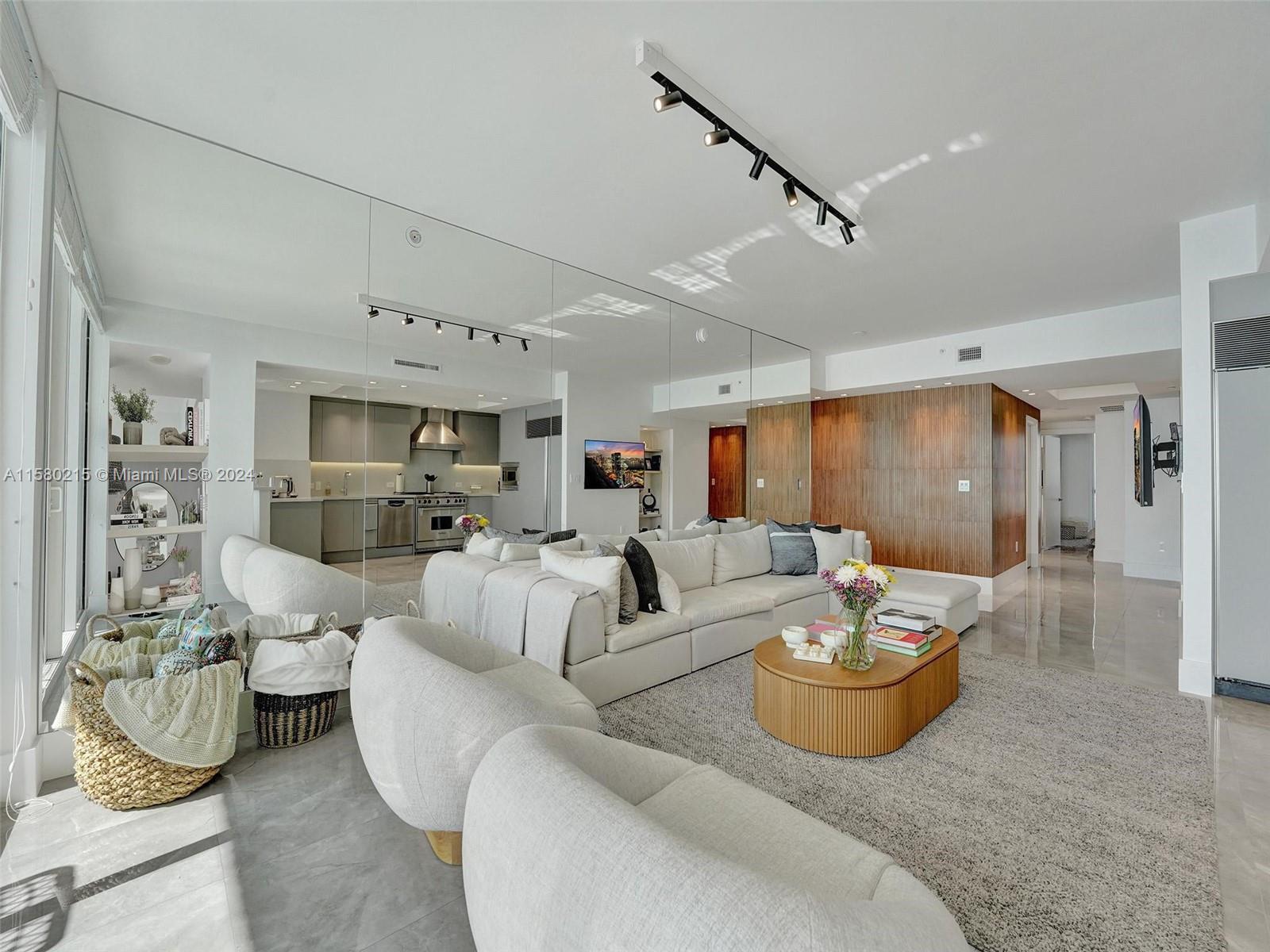 ACQUALINA OCEAN RESIDENCE - Residential