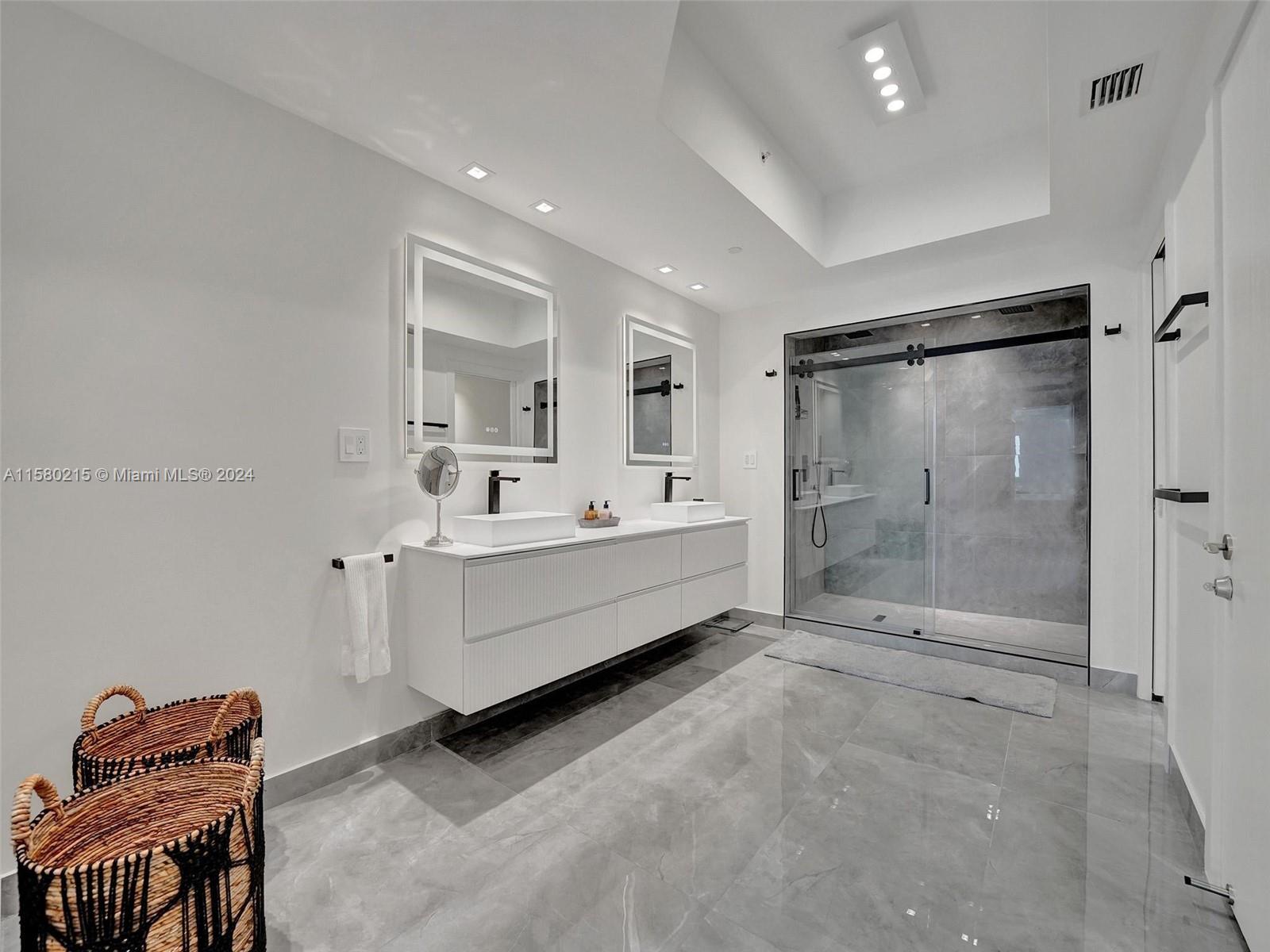 ACQUALINA OCEAN RESIDENCE - Residential