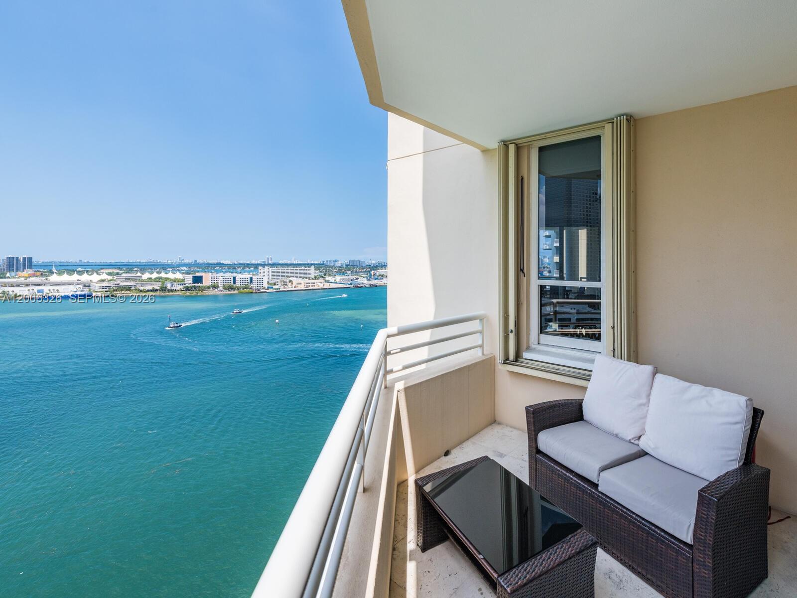 888 Brickell Key Dr 2112