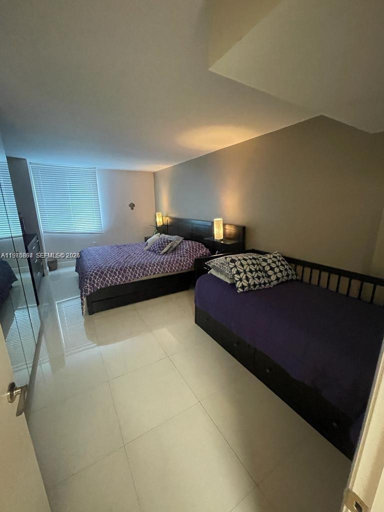 MADISON DOWNTOWN CONDO - Residential Lease