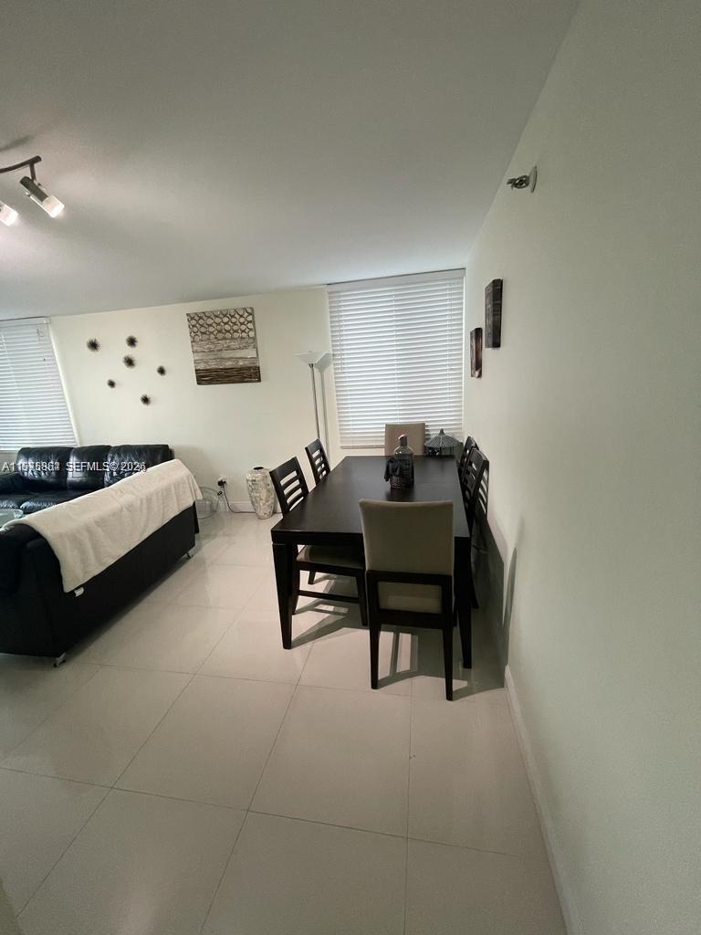 MADISON DOWNTOWN CONDO - Residential Lease