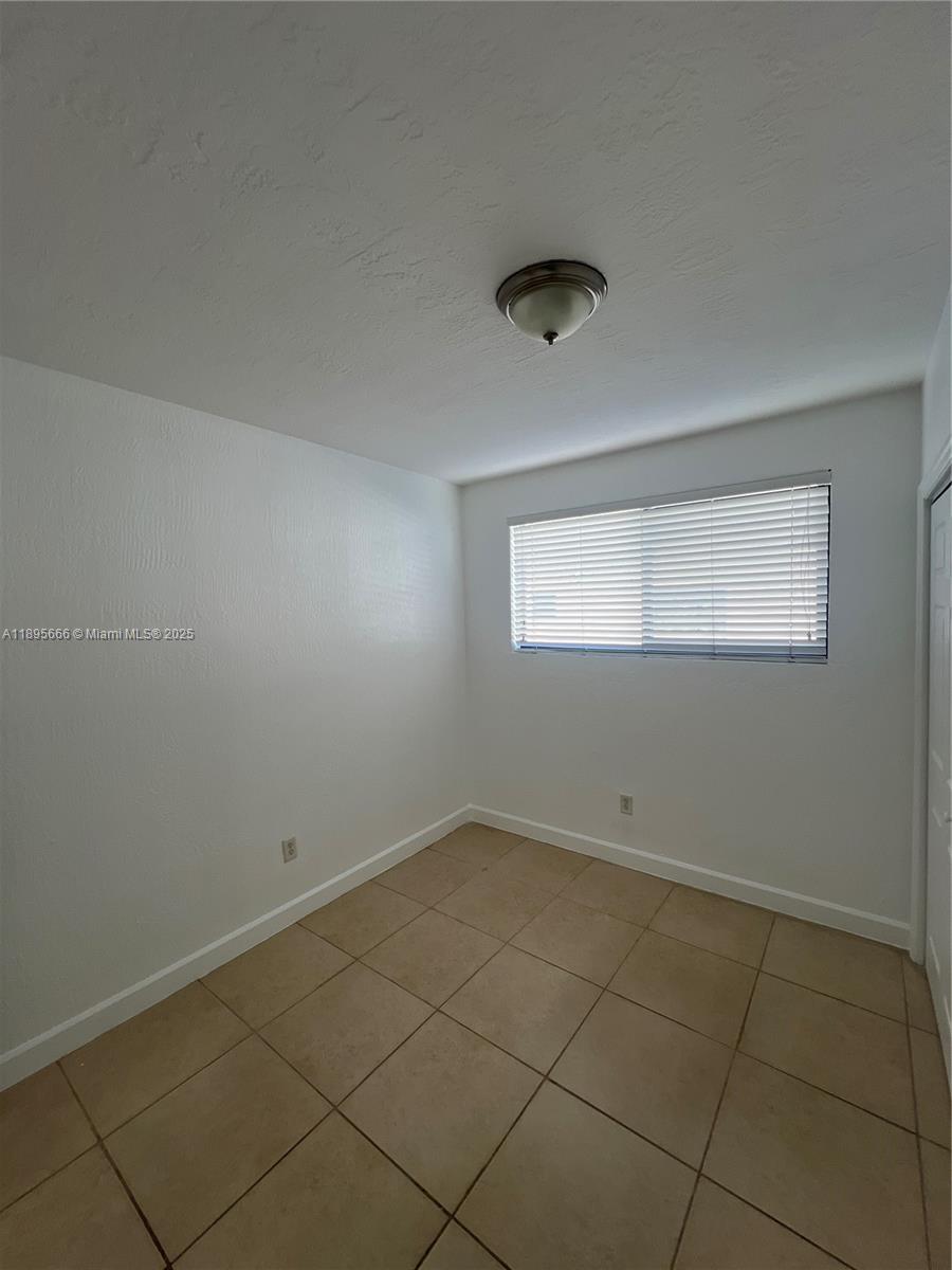 CITY OF MIAMI SOUTH - Residential Lease