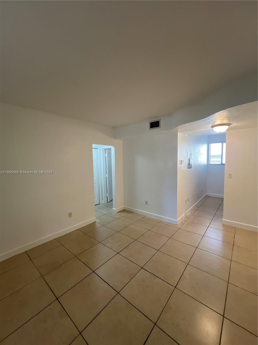 CITY OF MIAMI SOUTH - Residential Lease