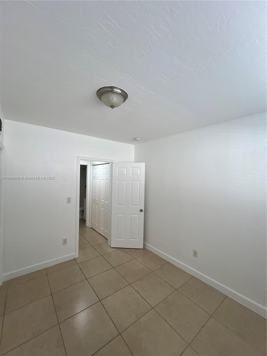 CITY OF MIAMI SOUTH - Residential Lease