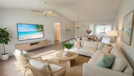 7905 CLOVERFIELD CIR — listing photo 4