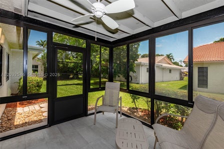 7905 CLOVERFIELD CIR — listing photo 20