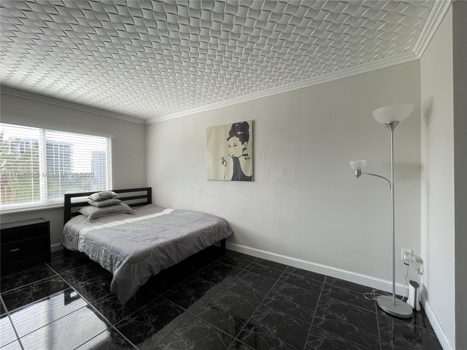 MARBELLA TOWER CONDO - Residential