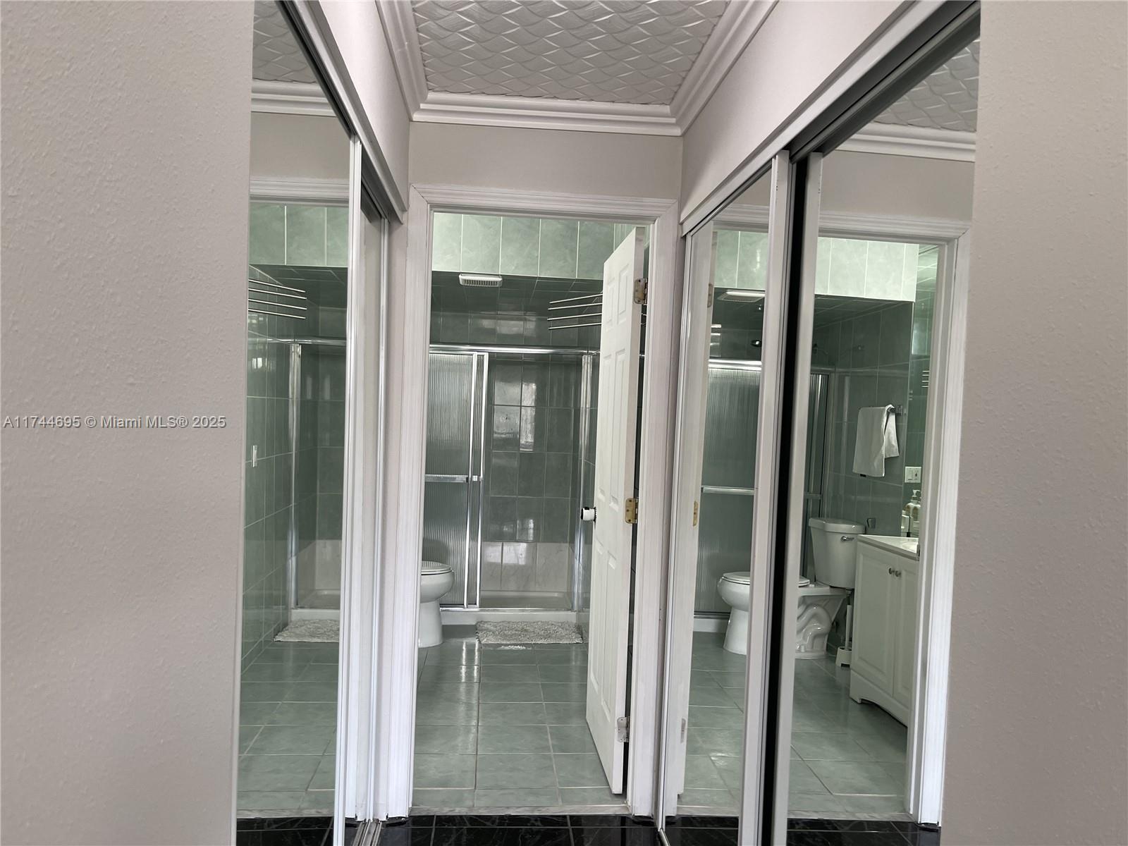 MARBELLA TOWER CONDO - Residential