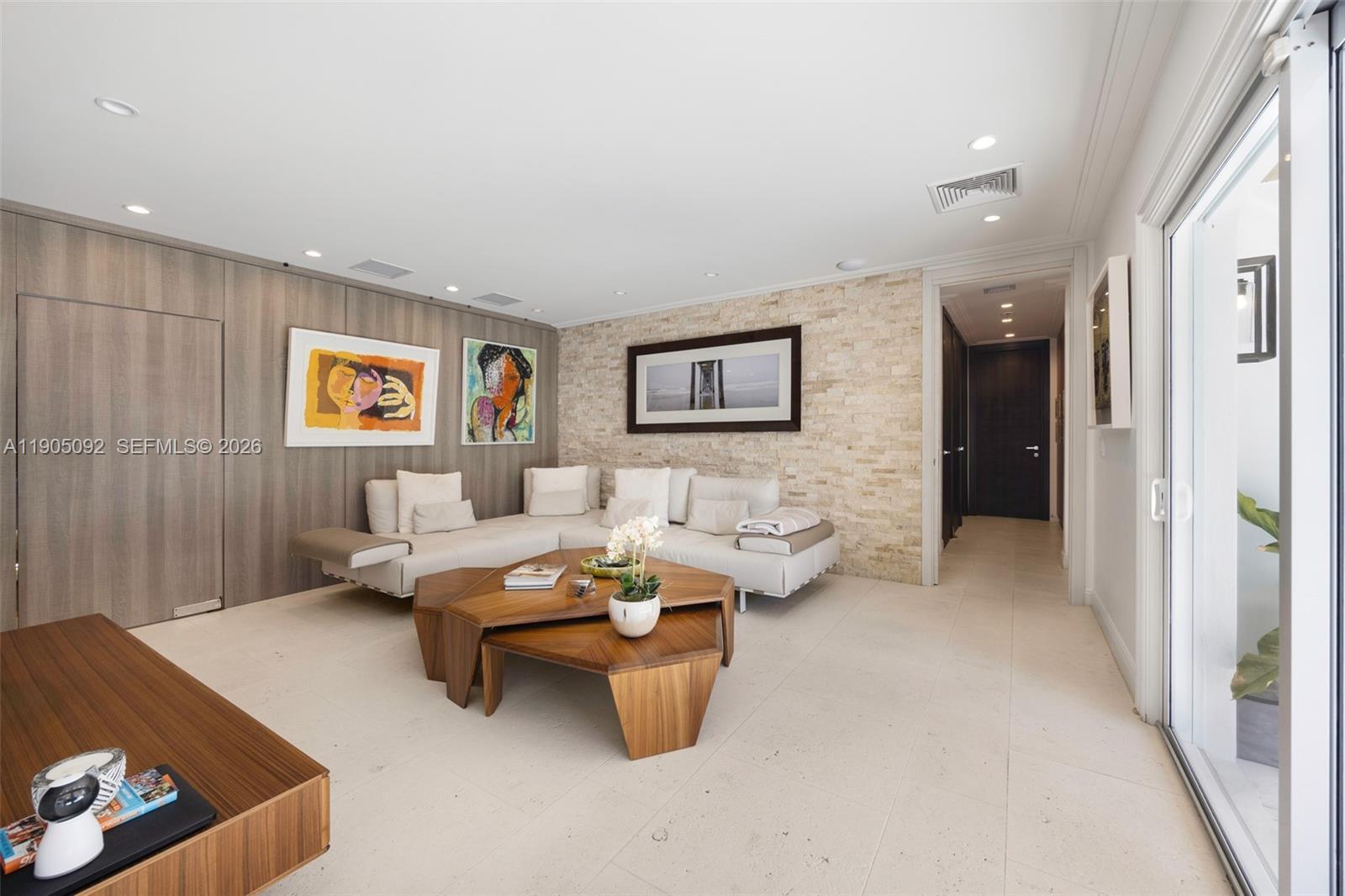 BAY HARBOR ISLAND - Residential