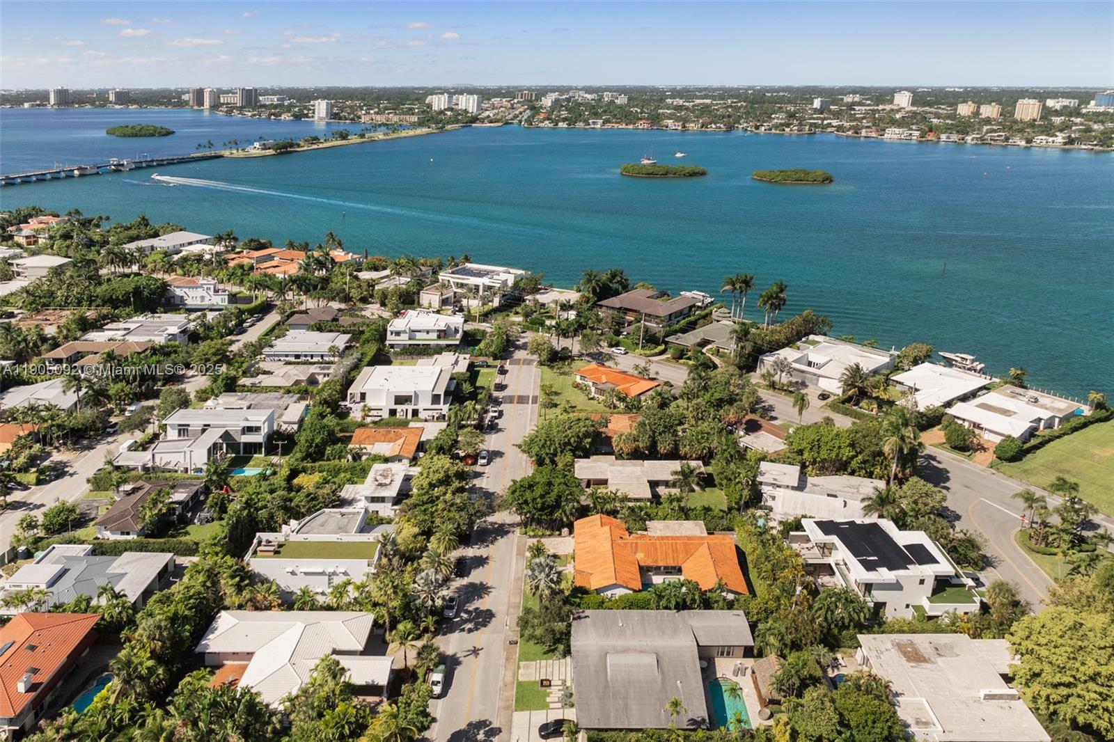 BAY HARBOR ISLAND - Residential