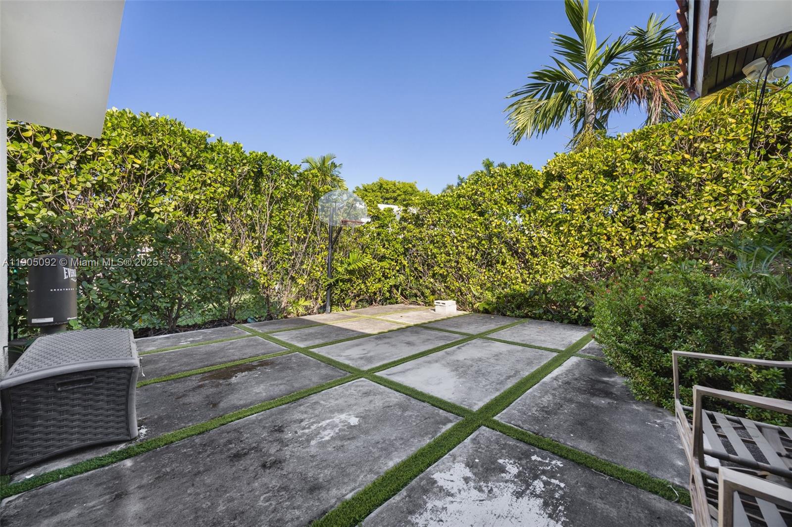 BAY HARBOR ISLAND - Residential