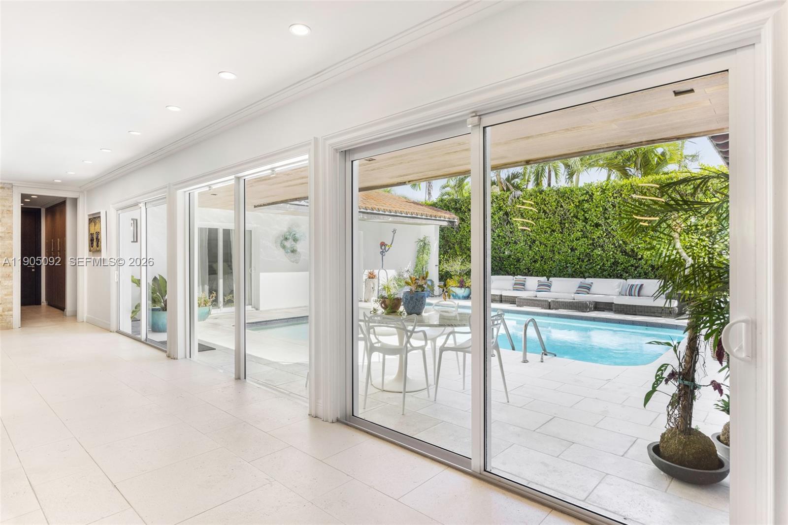 BAY HARBOR ISLAND - Residential