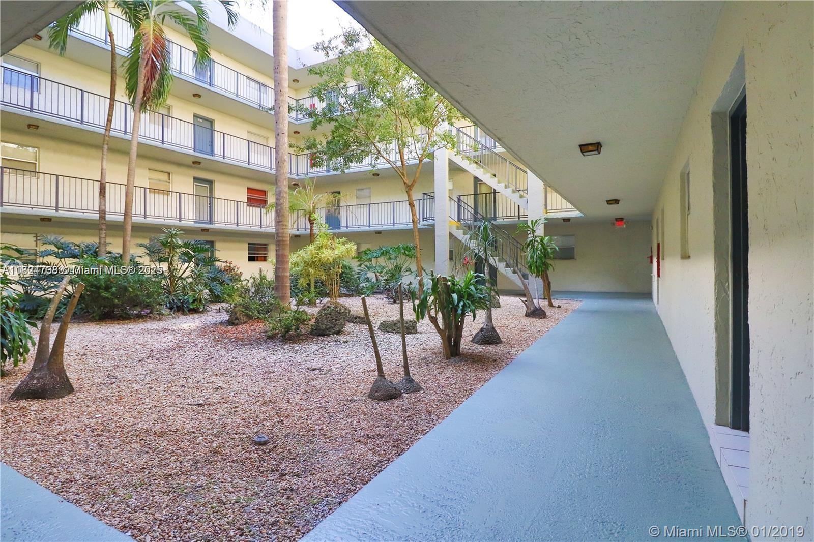 COURTYARDS OF BROWARD CON - Residential