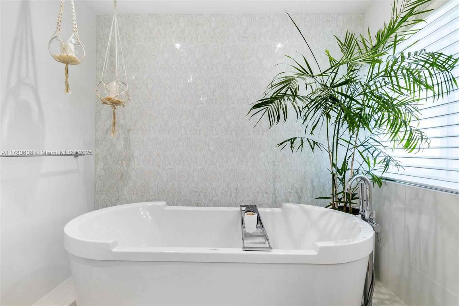 FLAMINGO TERRACE EXTENSIO - Residential