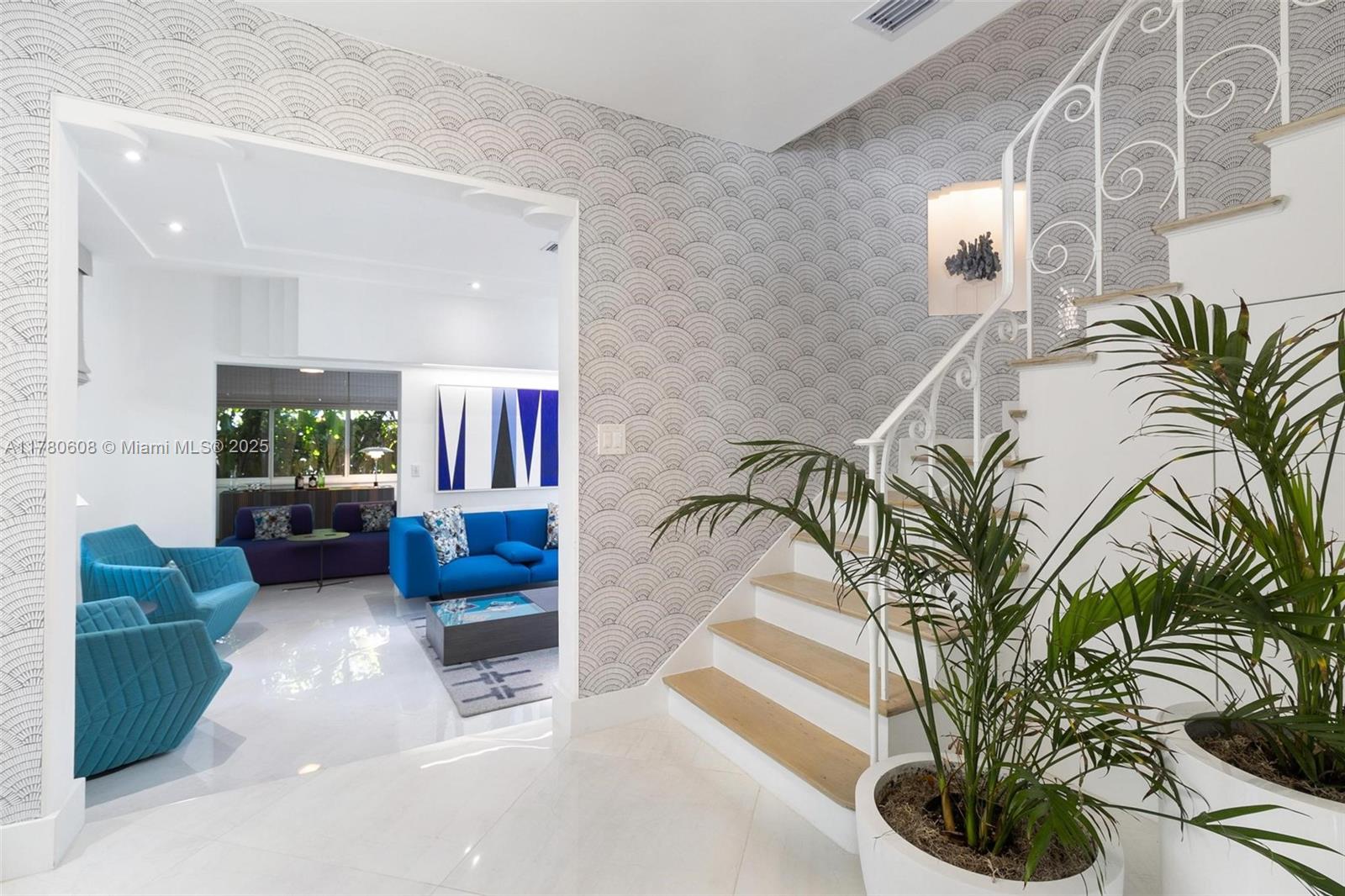 FLAMINGO TERRACE EXTENSIO - Residential