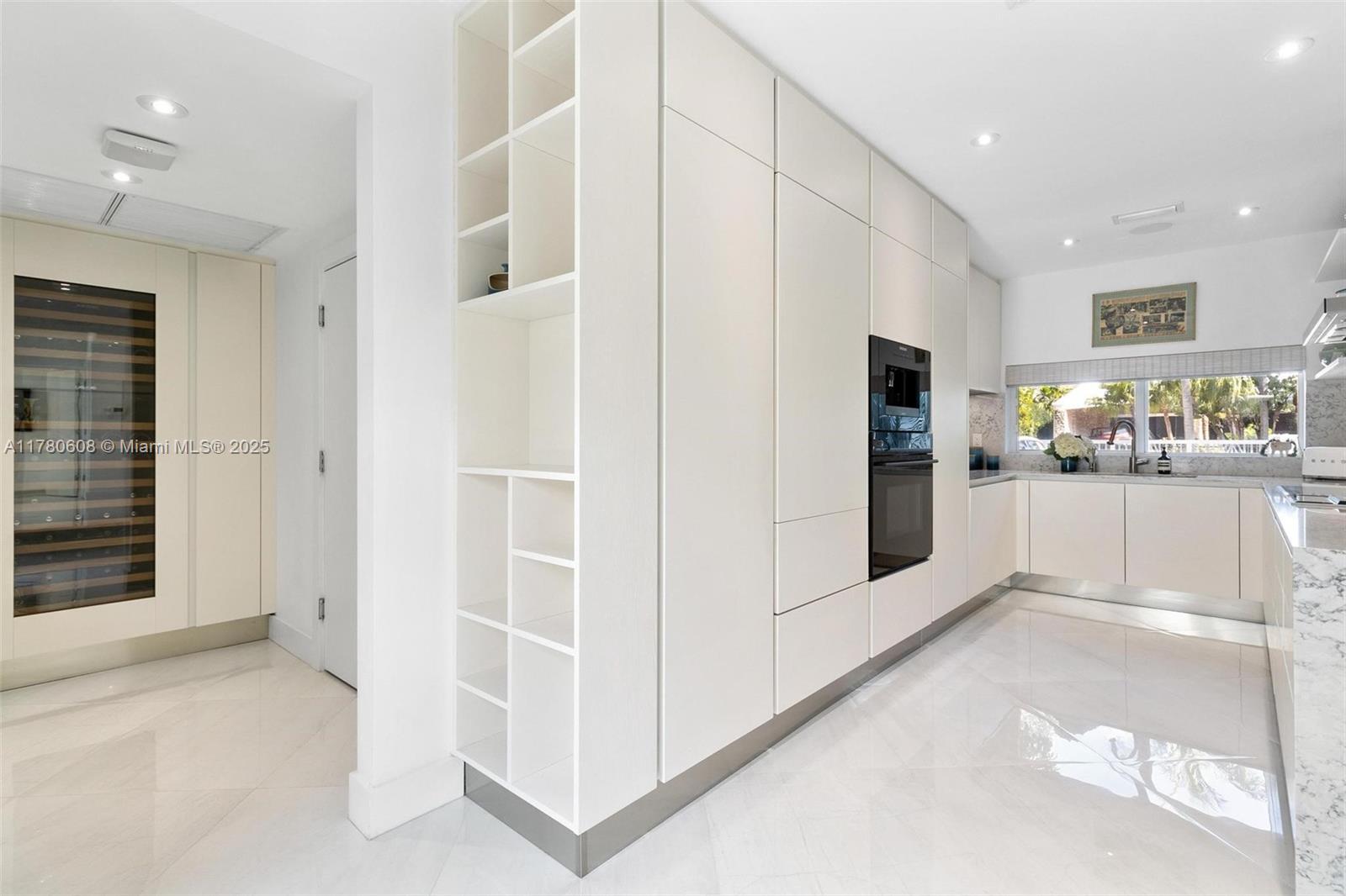 FLAMINGO TERRACE EXTENSIO - Residential