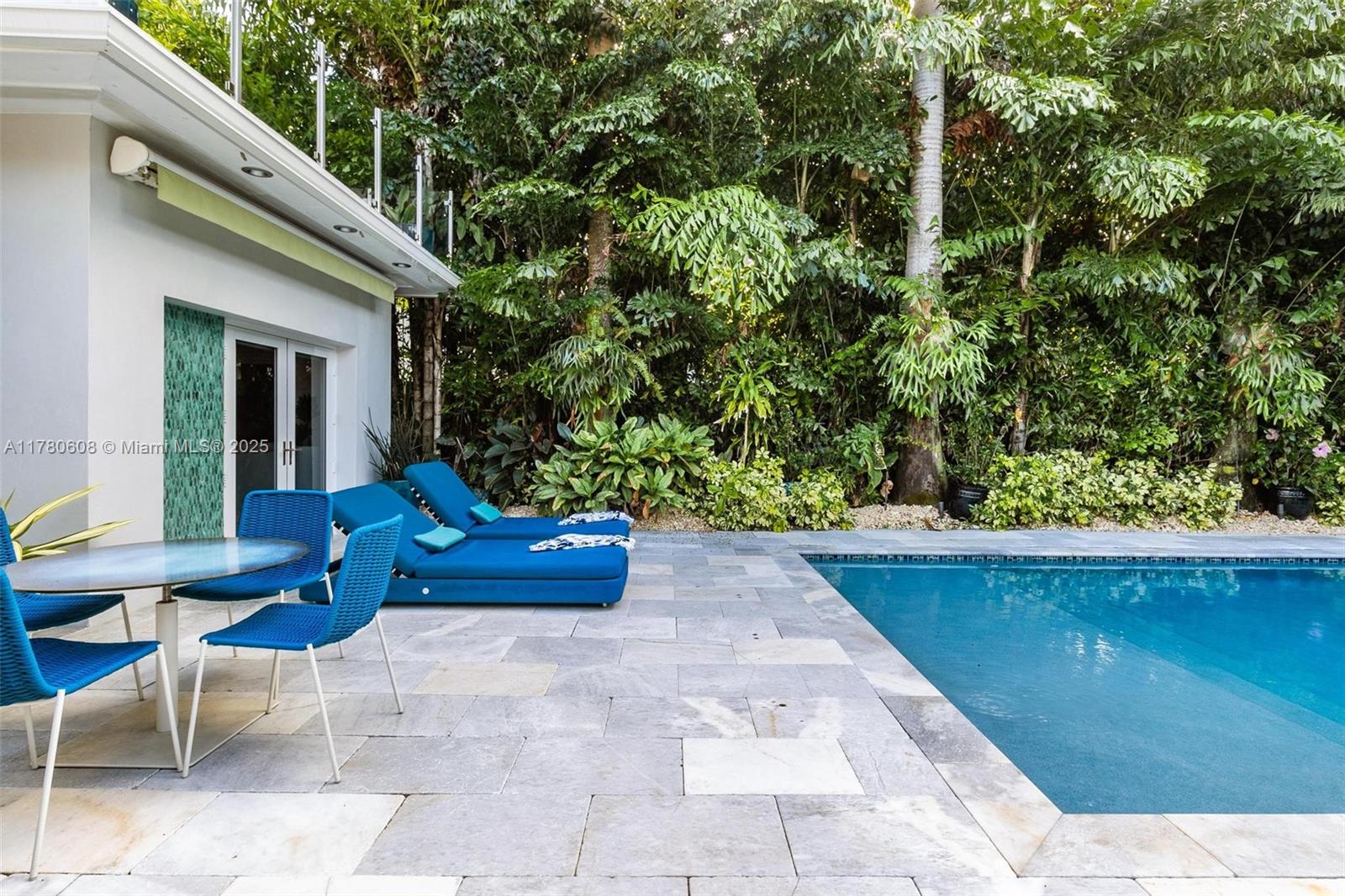 FLAMINGO TERRACE EXTENSIO - Residential