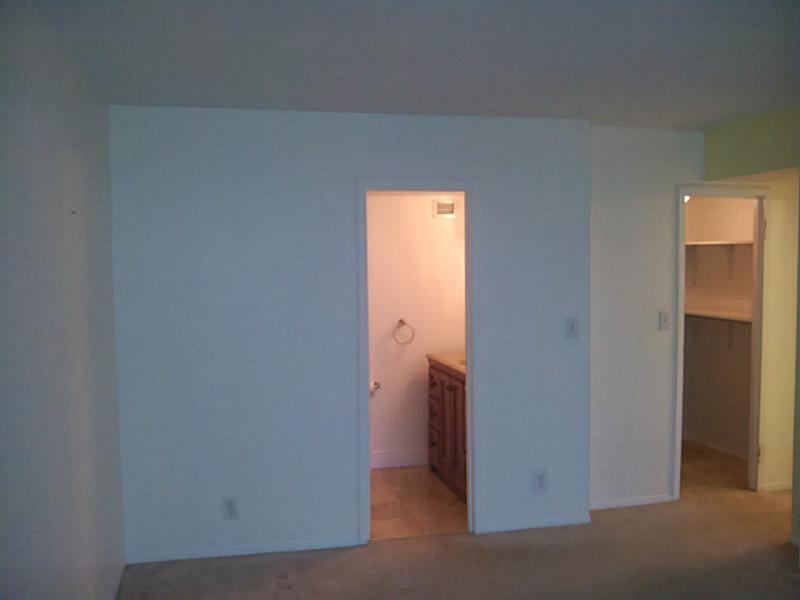 DE SOTO PARK CONDO - Residential Lease