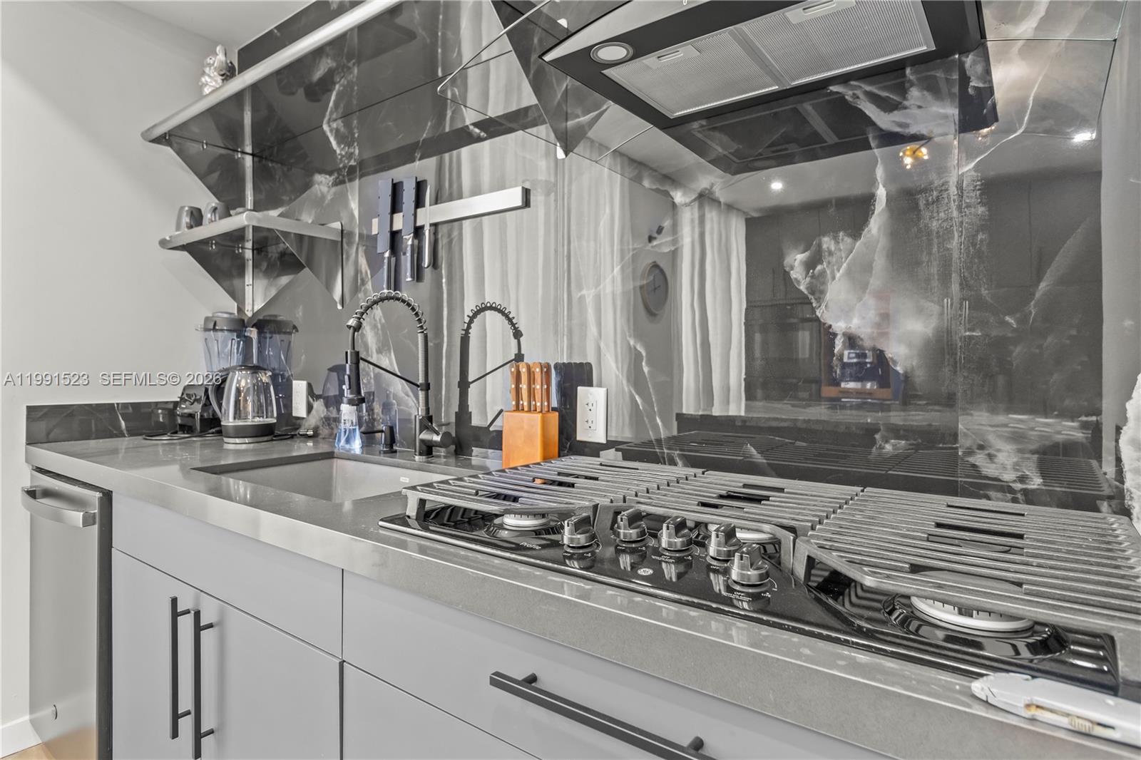 BAY HARBOR ISLAND - Residential Lease