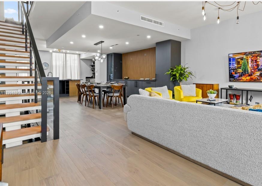 BAY HARBOR ISLAND - Residential Lease