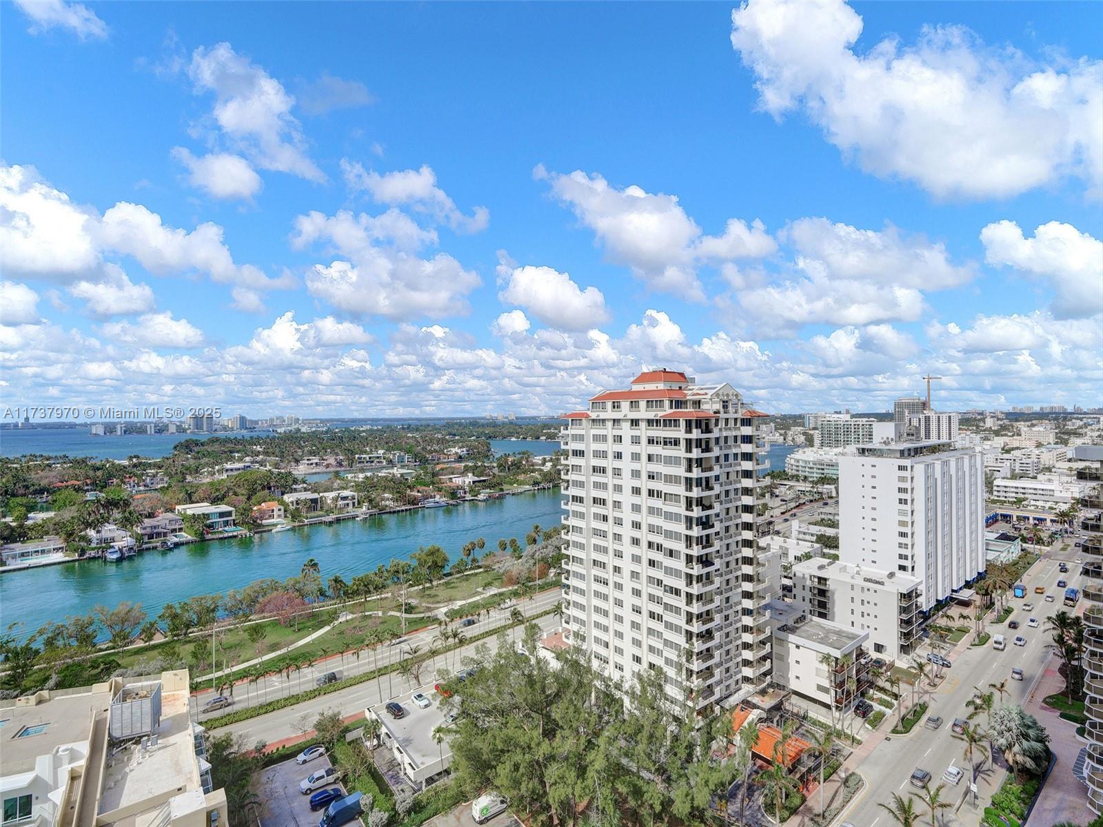 6365 Collins Ave 2007