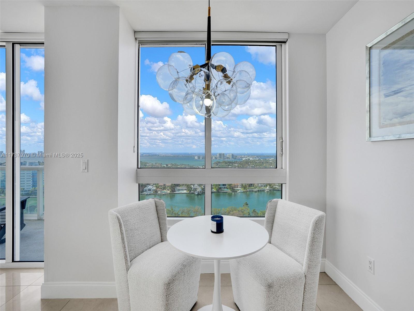 6365 Collins Ave 2007