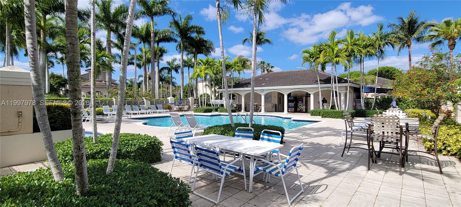 LAS BRISAS AT DORAL CONDO - Residential