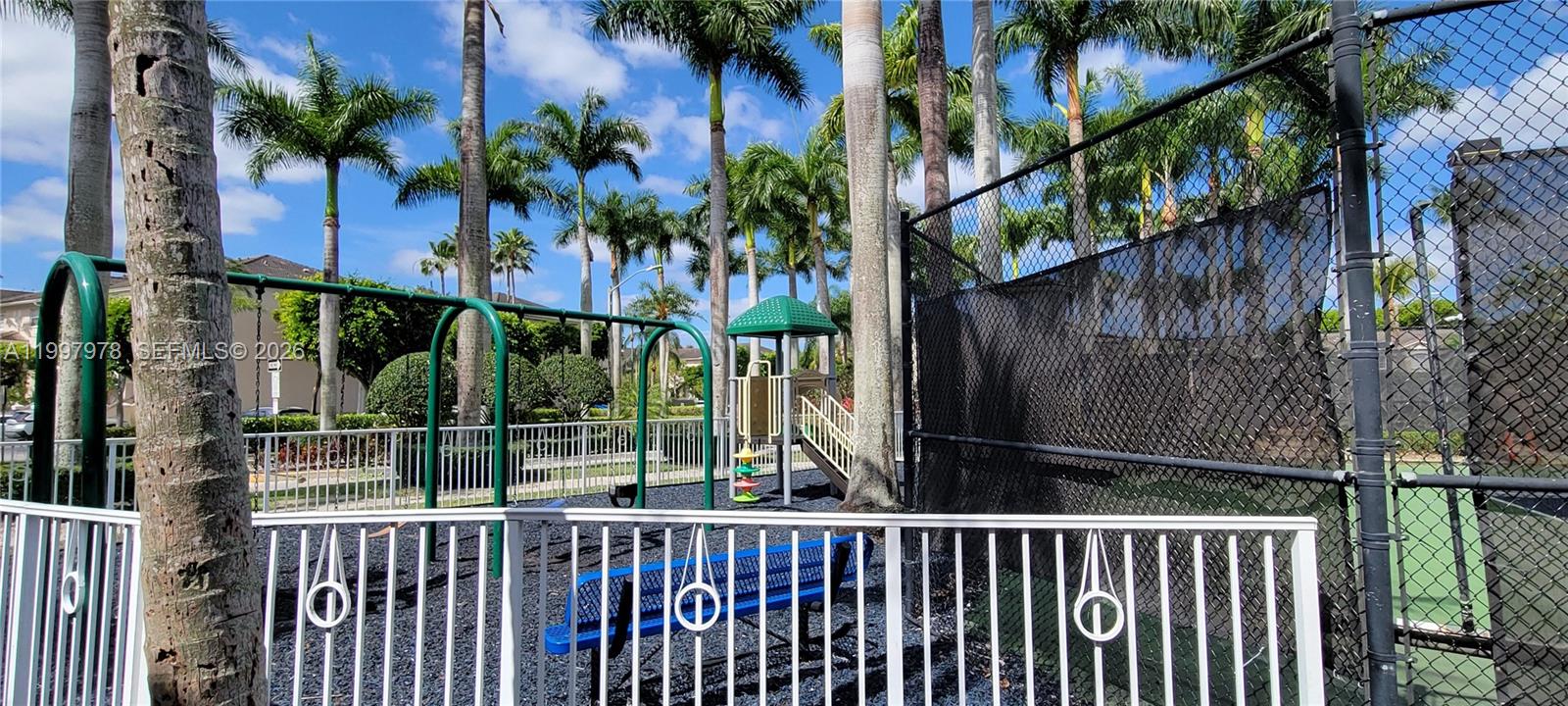 LAS BRISAS AT DORAL CONDO - Residential