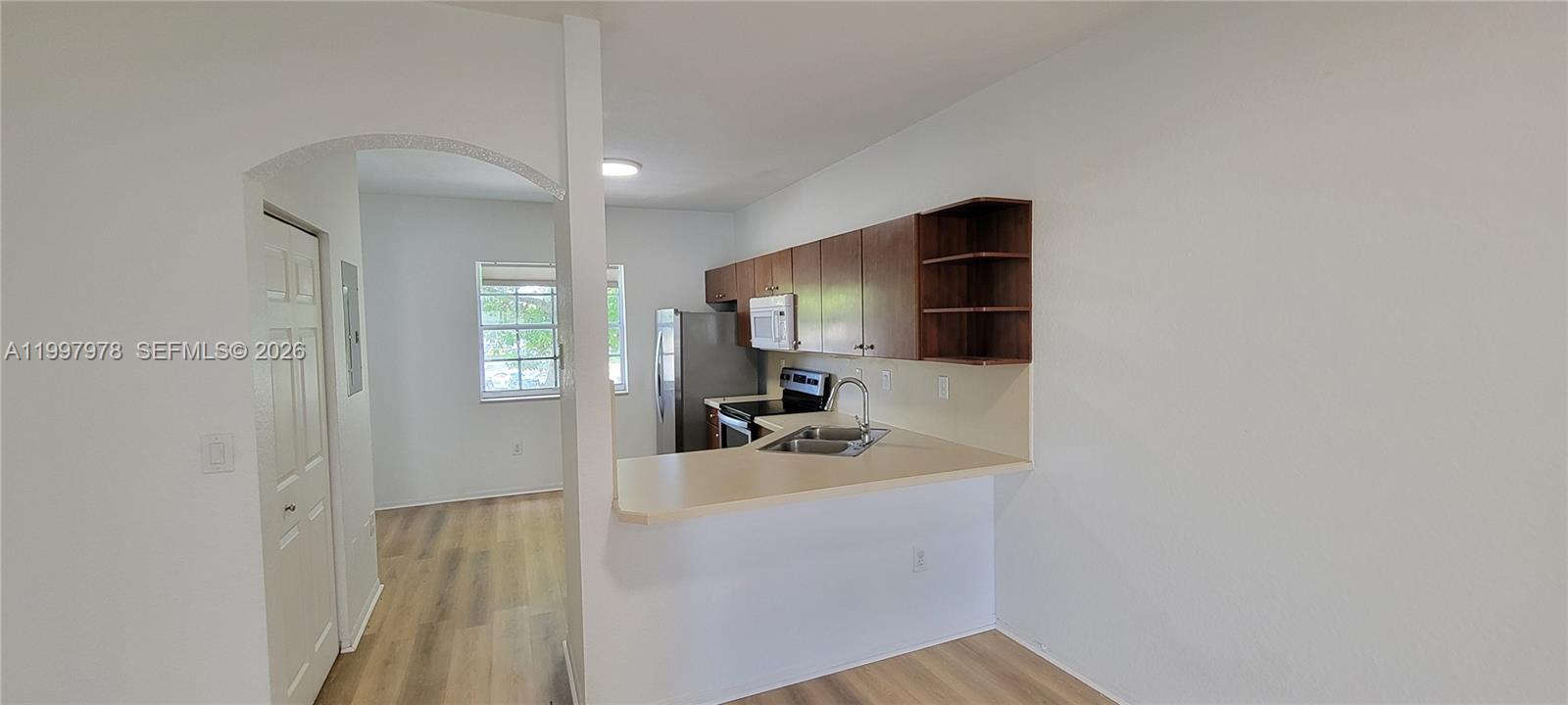 LAS BRISAS AT DORAL CONDO - Residential