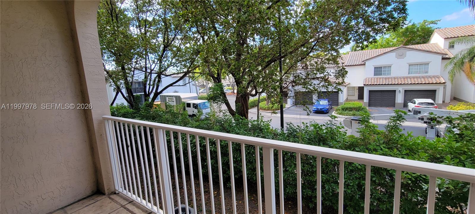 LAS BRISAS AT DORAL CONDO - Residential