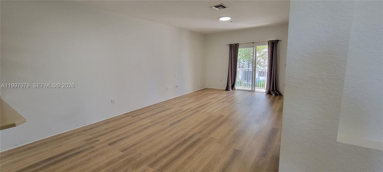 LAS BRISAS AT DORAL CONDO - Residential