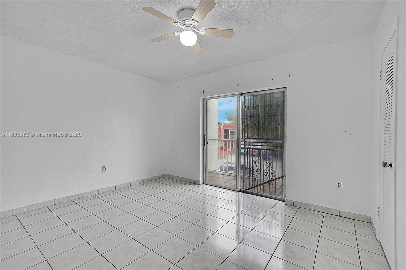 BRADLEY ESTATES - Residential