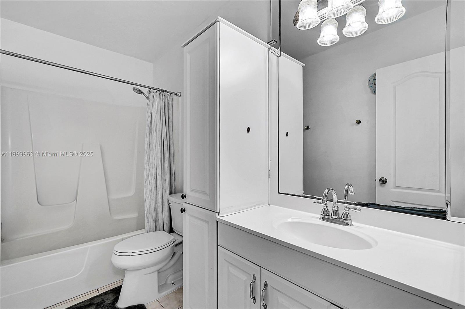 BRADLEY ESTATES - Residential