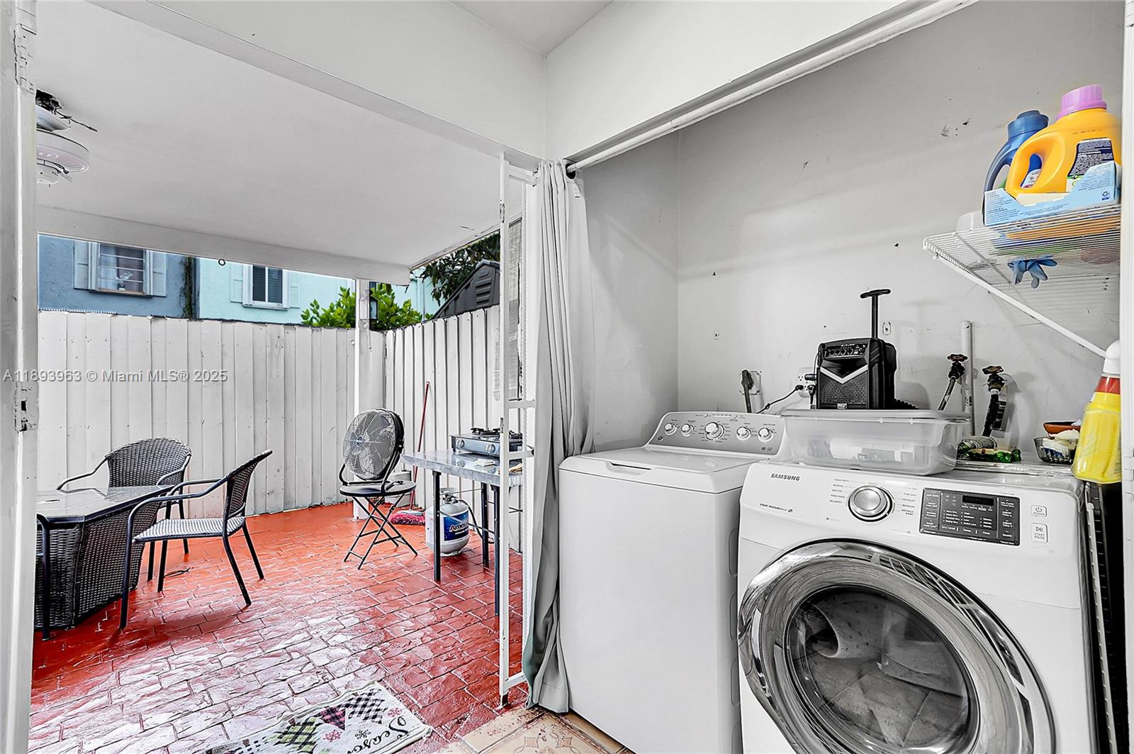 BRADLEY ESTATES - Residential