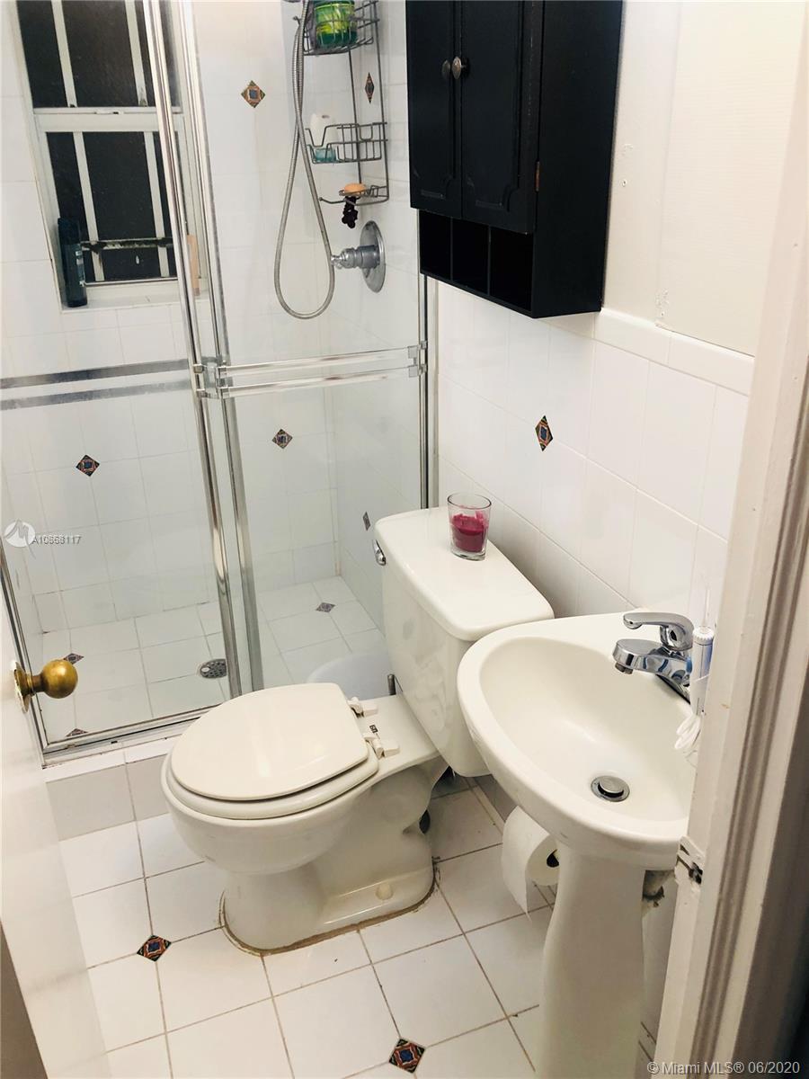 CORAL GABLES COUNTRY CLUB - Residential Lease