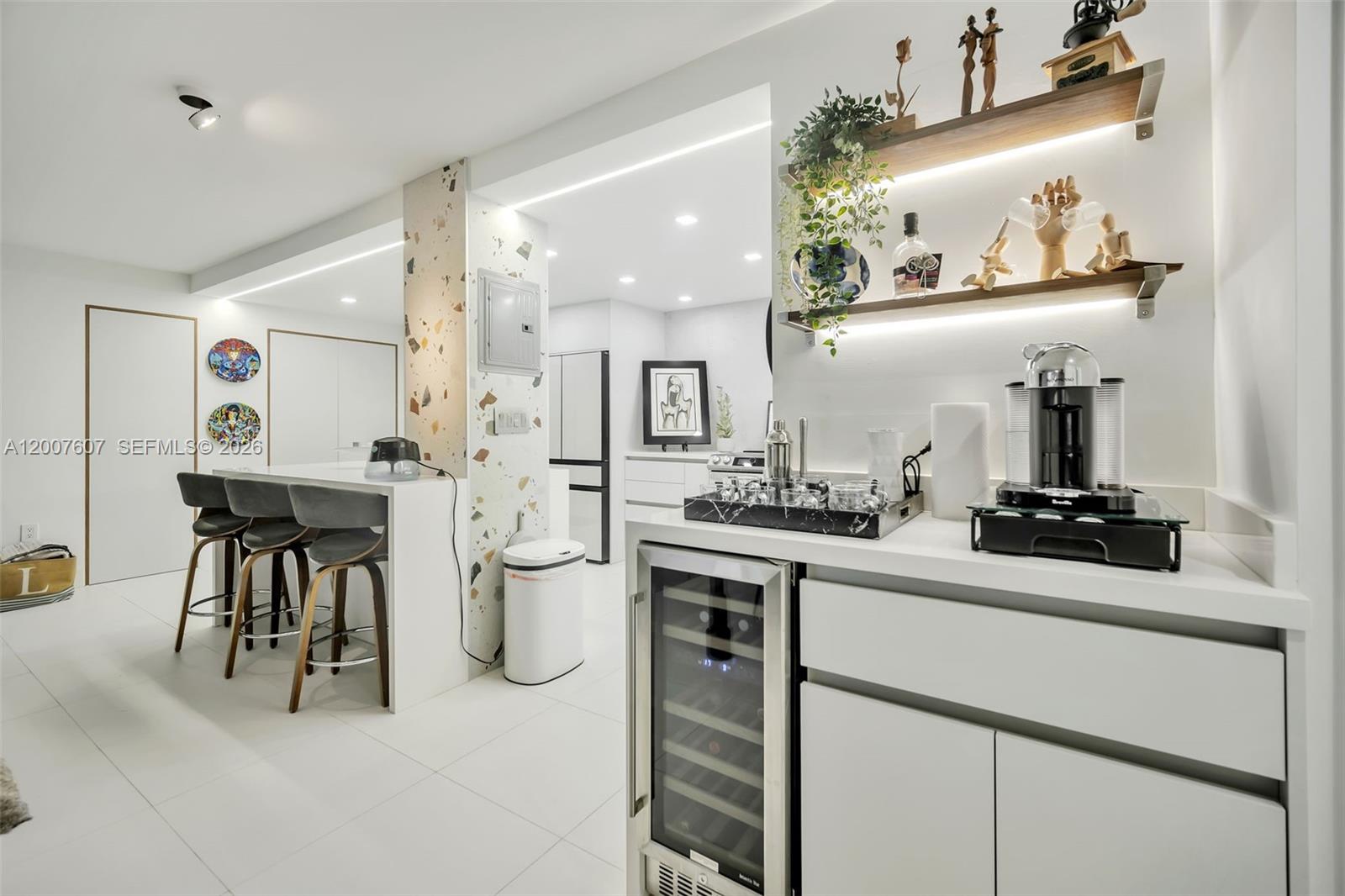 BOSTON PLAZA CONDO - Residential