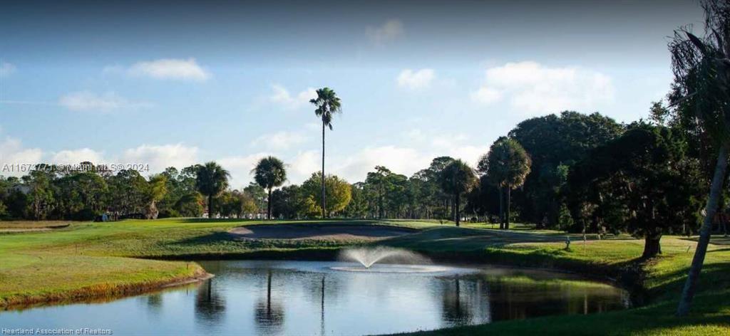 SUN 'N LAKE EST OF SEBRING - Land