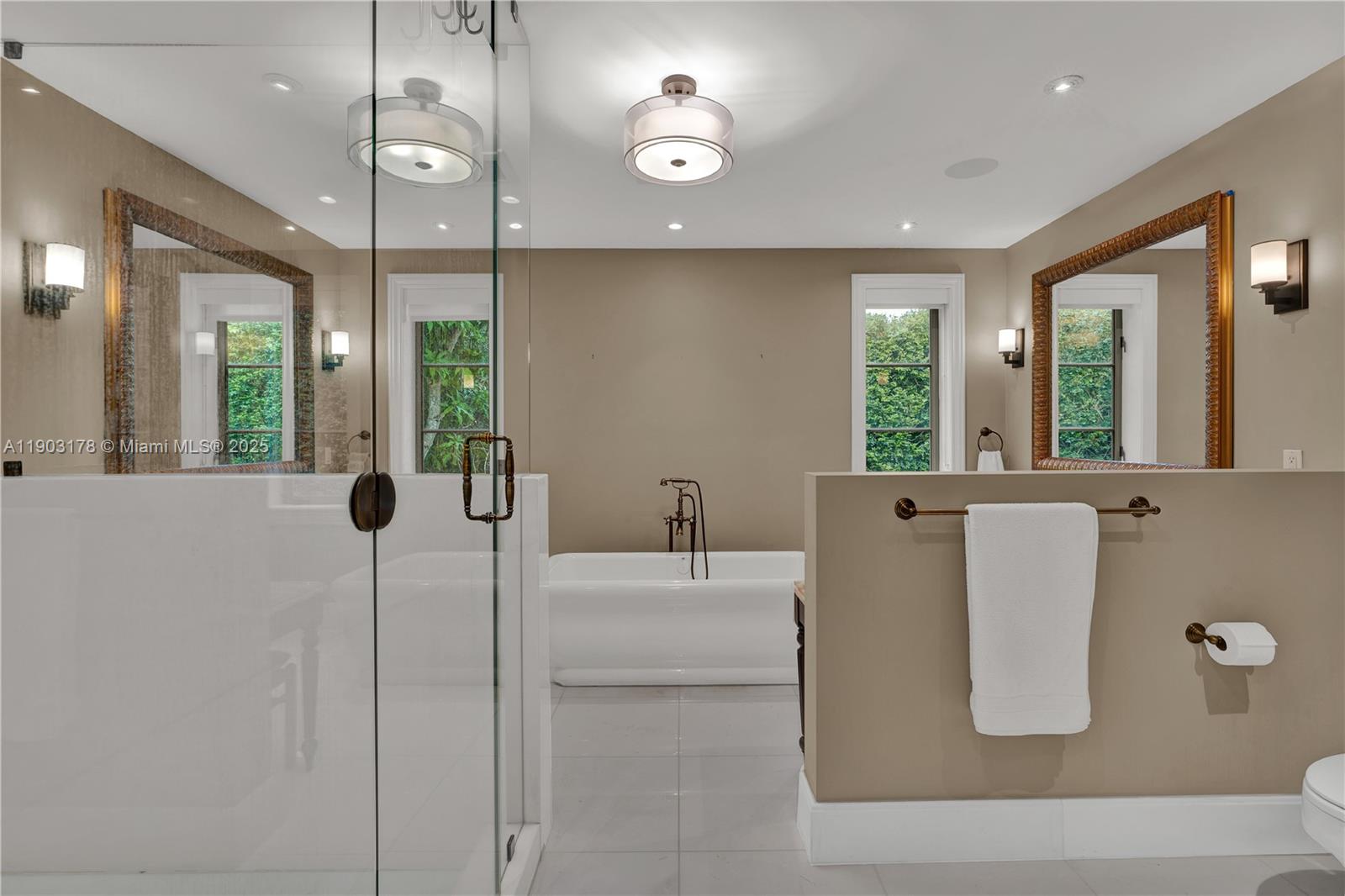 CORAL GABLES C C SEC 3 - Residential