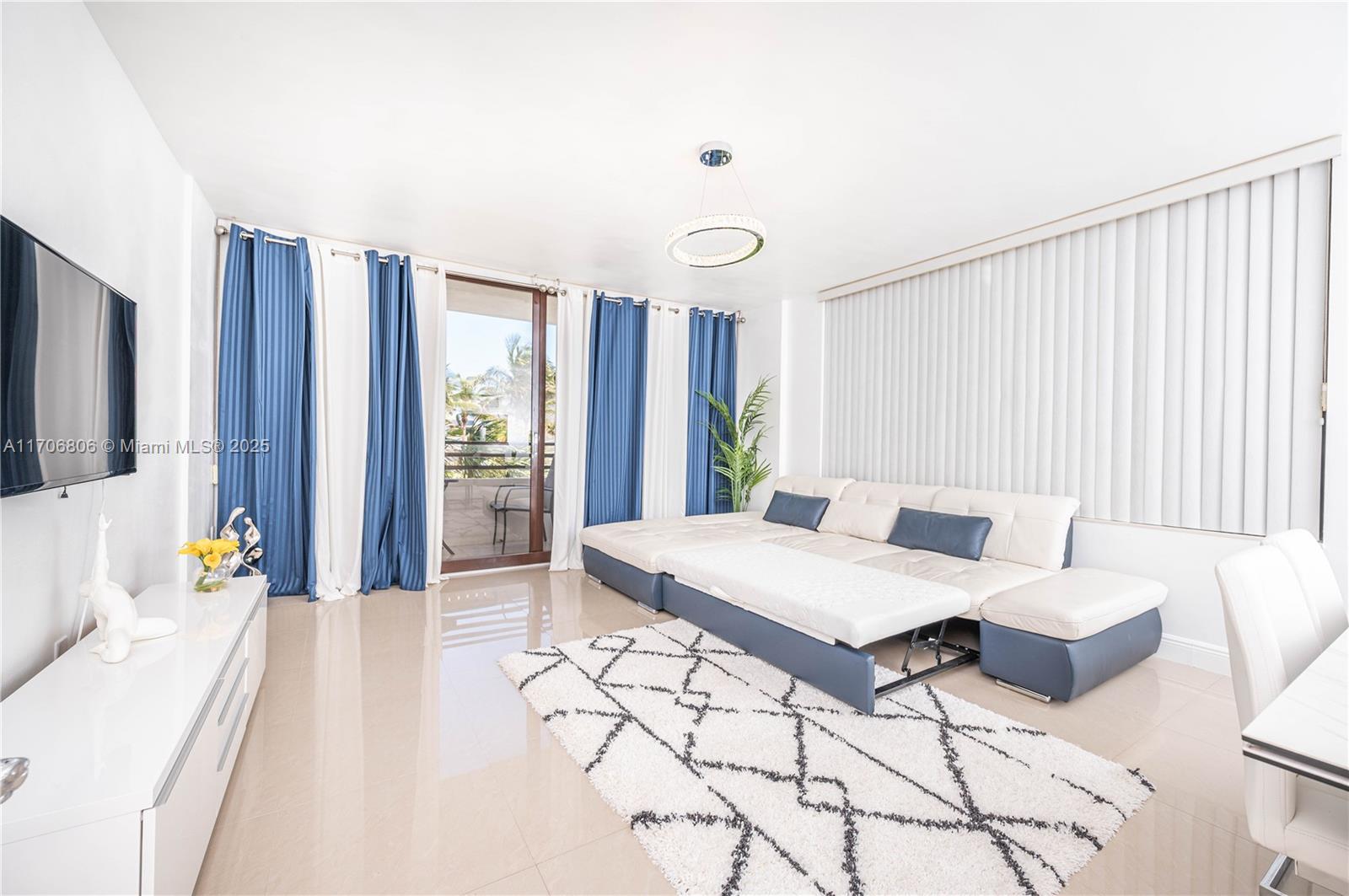 ALEXANDER TOWERS CONDO - Residential Lease