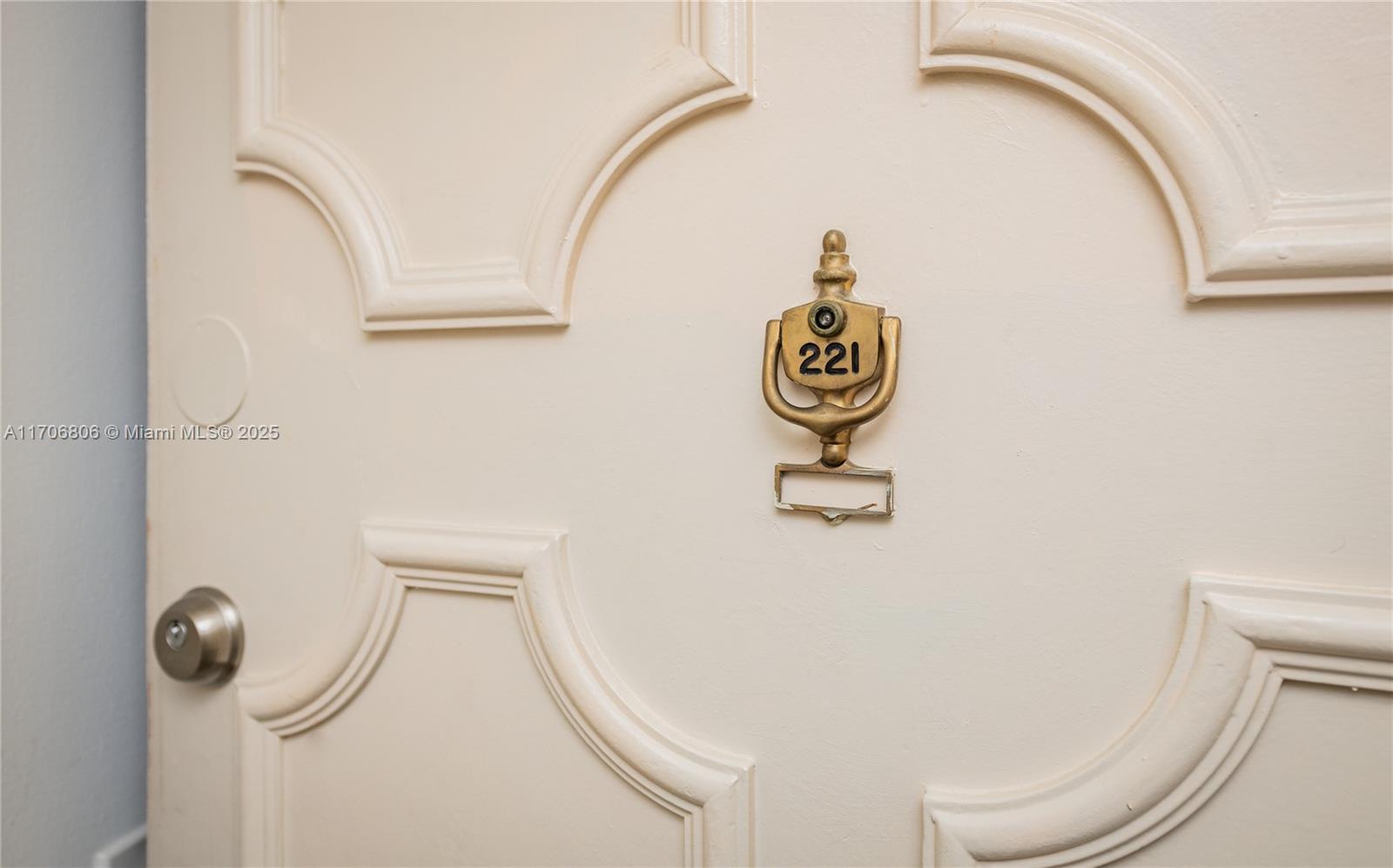 ALEXANDER TOWERS CONDO - Residential Lease