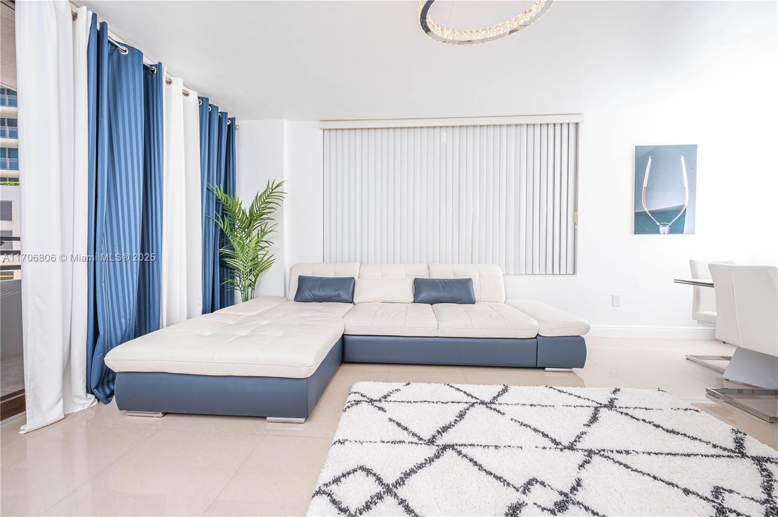 ALEXANDER TOWERS CONDO - Residential Lease