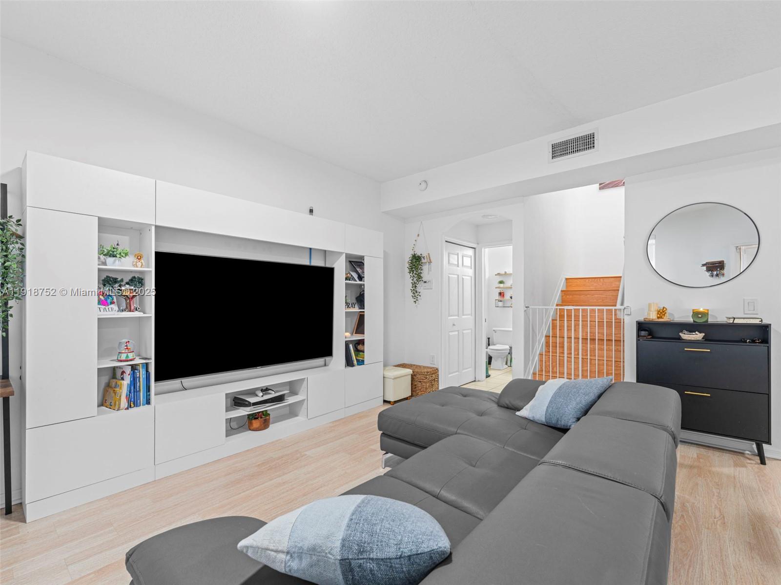 View photos, virtual tours, details... 11411 NW 60th St 285