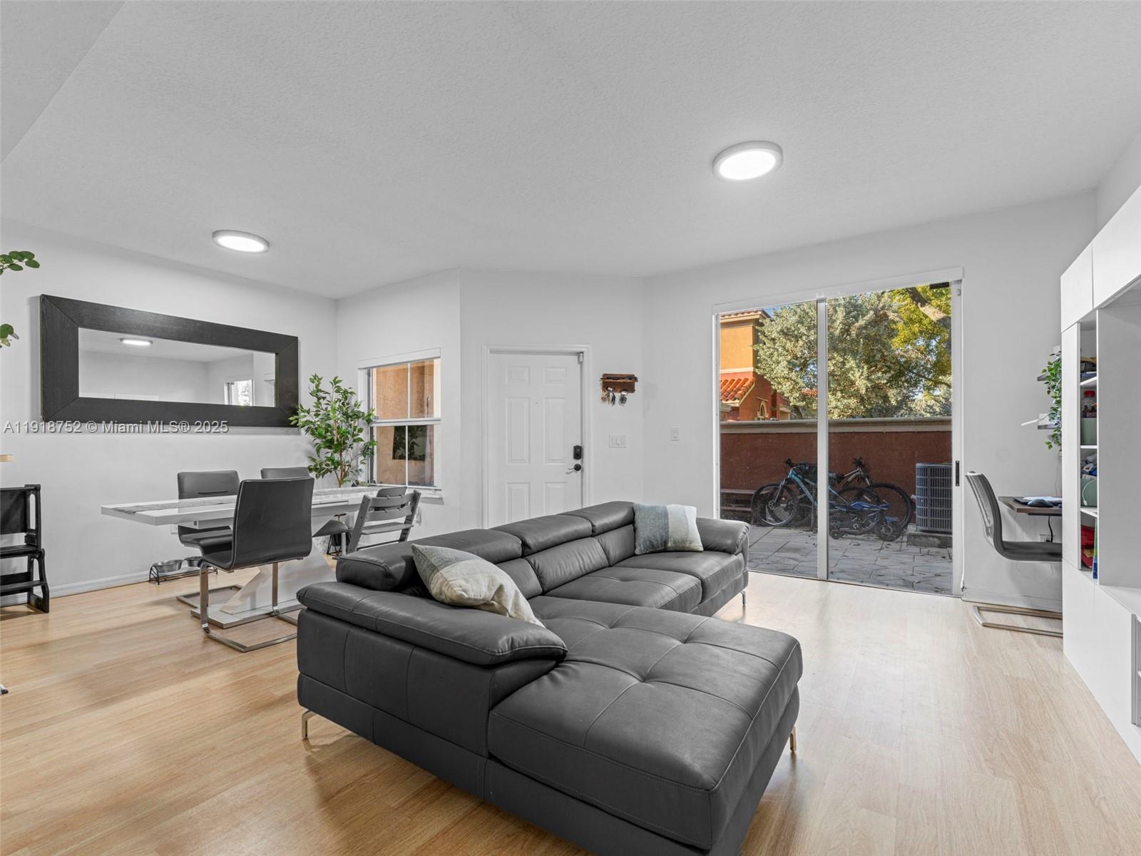 View photos, virtual tours, details... 11411 NW 60th St 285