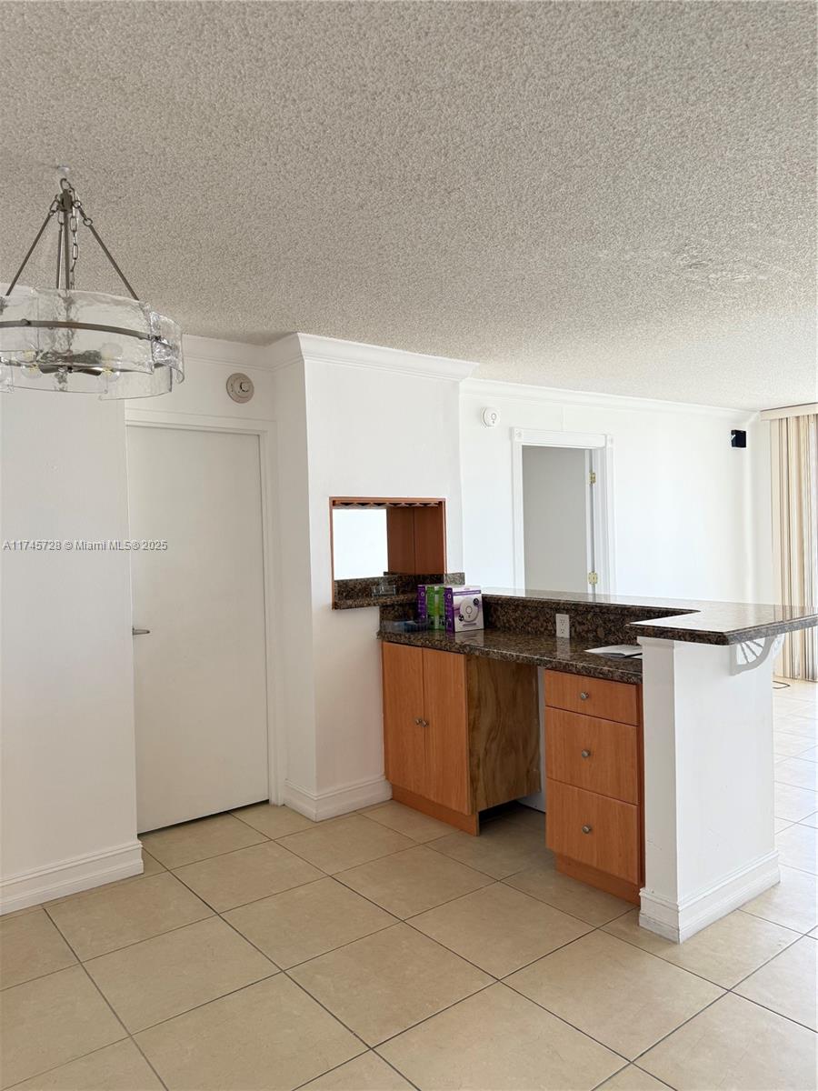 100 Bayview Dr 903