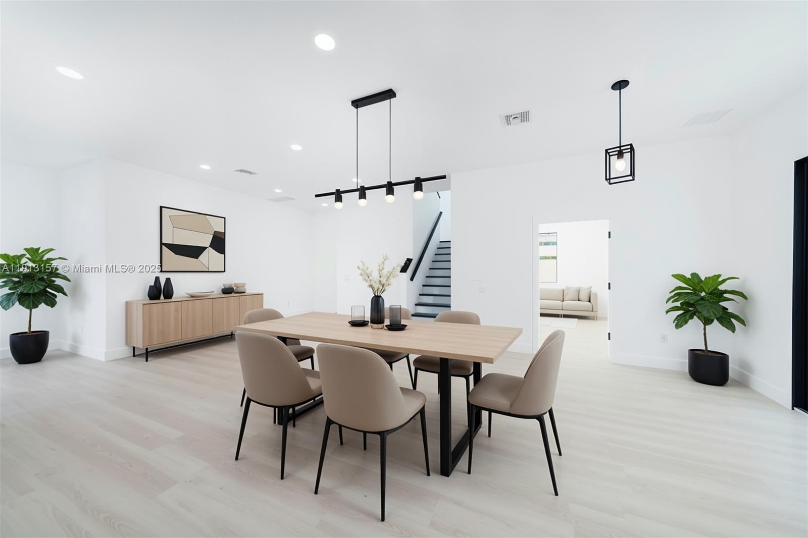 RENWICK - Residential