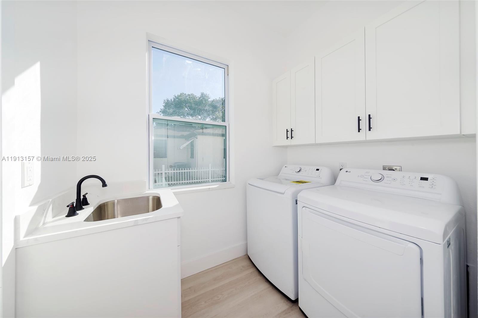 RENWICK - Residential