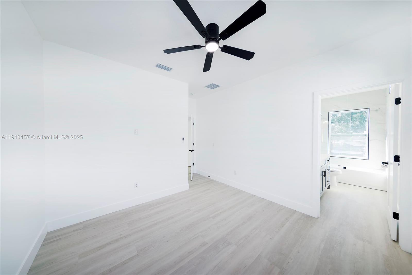 RENWICK - Residential